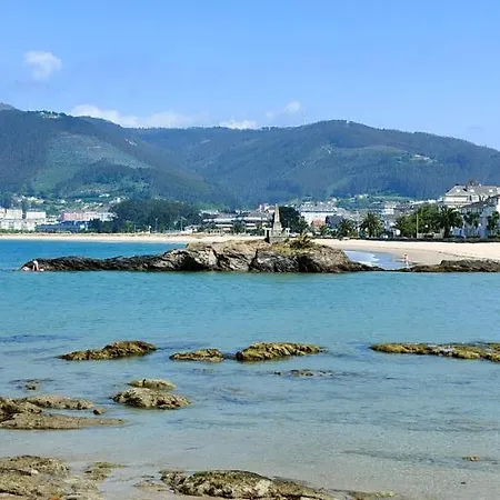 ático Vacacional Con Piscina Viveiro